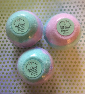 Cupcake Bath Bombs assorted colours.